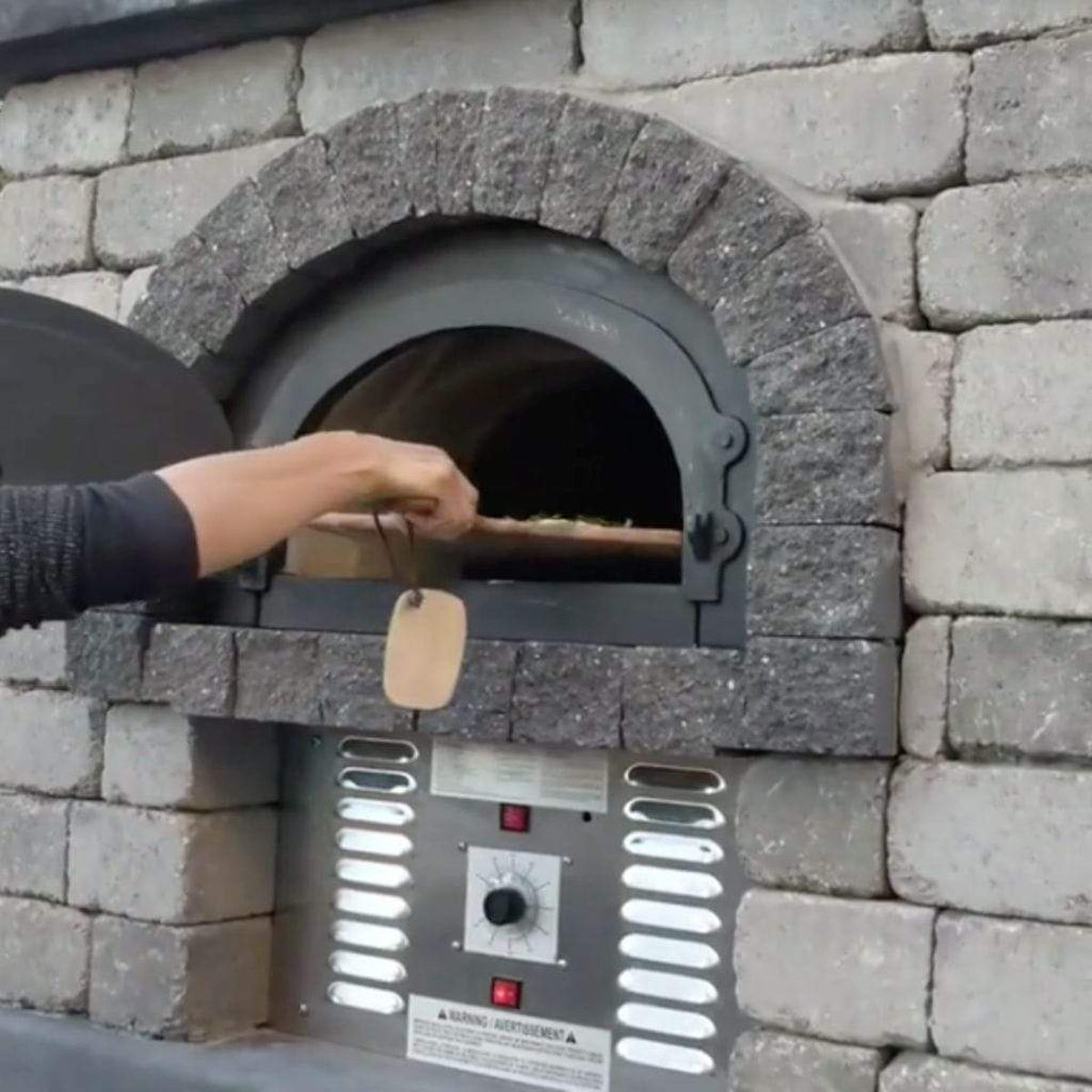 Chicago Brick Oven CBO-750 38" x 28" Hybrid Wood/Natural Gas DIY Pizza Oven Kit (Residential) - View 3