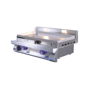 Le Griddle Pro Series 75 30" 2-Burner Liquid Propane Griddle With Lights and 6MM Plate