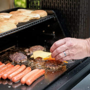 Masterbuilt Gravity Series™ 800 Digital Charcoal Griddle + Grill + Smoker - View 10