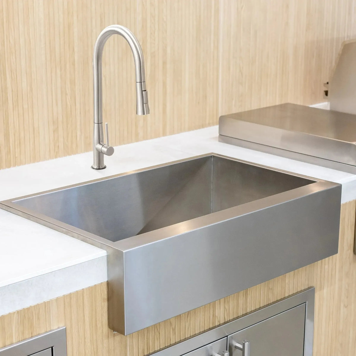 Summerset 32" Farmhouse Sink